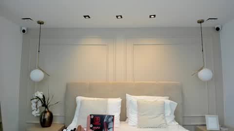 BLEYDI  online show from March 7, 11:40 am