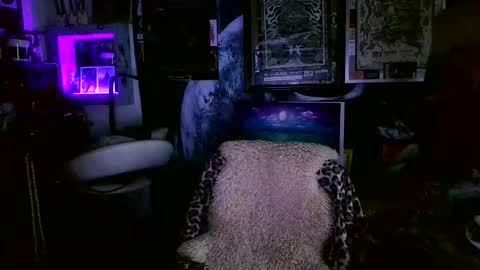 blindsurfer780299 online show from May 1, 5:01 am