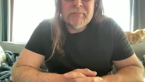 BlIdoL online show from April 2, 10:55 am