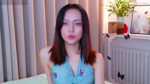 YoYo online show from May 26, 9:15 am
