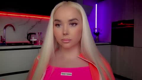 Lana online show from January 20, 7:25 am