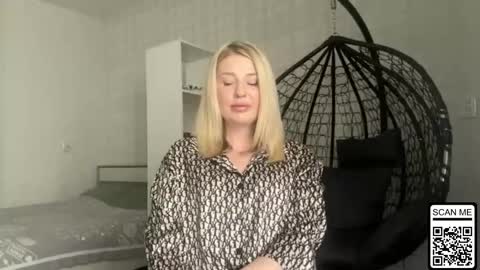 blondie_xoxoxo online show from May 20, 9:38 am