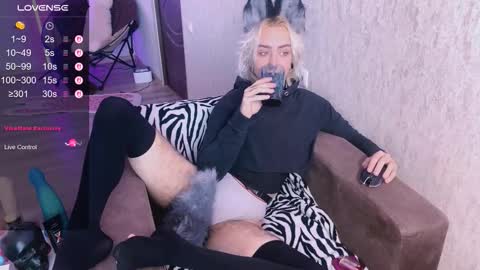 blooming_soul online show from November 1, 10:58 am