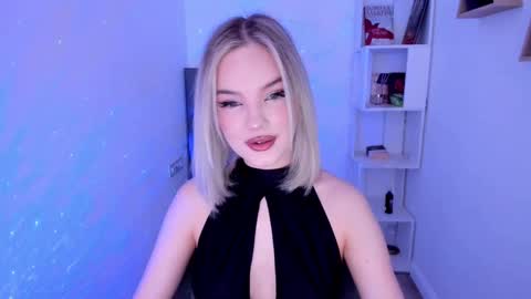 Sophia online show from March 3, 7:49 pm