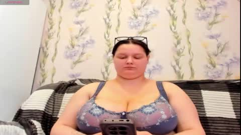 blossom_soniya online show from May 9, 10:54 am