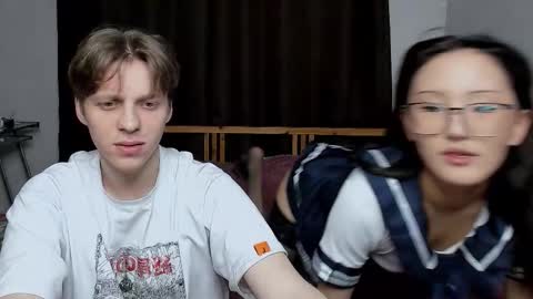 Sasha and Maria online show from October 20, 12:59 am