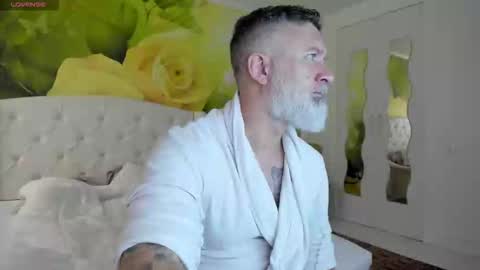 Nico online show from April 3, 6:53 am