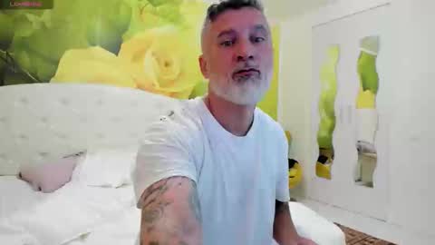 Nico online show from April 10, 7:35 am