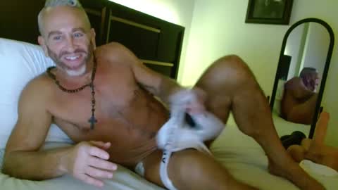 Snapshot of blu4121 chatting on September 27, 12:41 am Wyatt online show from September 27, 12:41 am