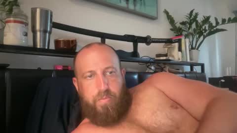 blue_eyes247 online show from May 12, 9:35 pm