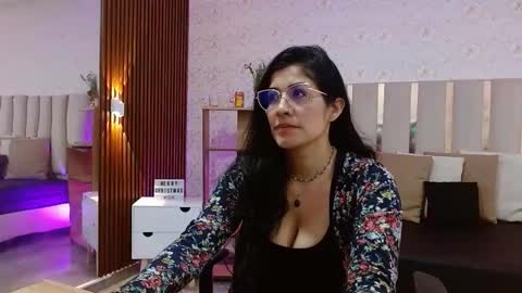 blue_tay1 online show from November 14, 12:18 pm