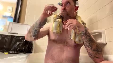 bluecollarpixel online show from April 22, 11:01 pm