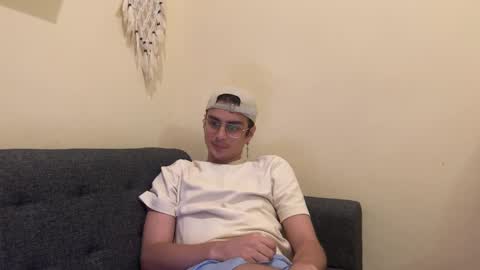 Daan online show from February 8, 2:04 am