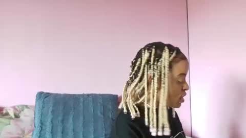 Tee online show from September 12, 11:56 am