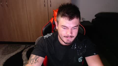 blueeyeboy0 online show from January 23, 9:07 pm