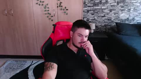 blueeyeboy0 online show from November 19, 8:02 am