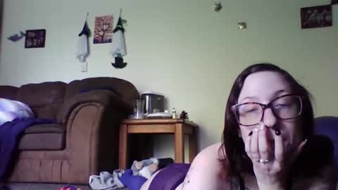 Blueeyedbeauty online show from May 9, 8:59 pm