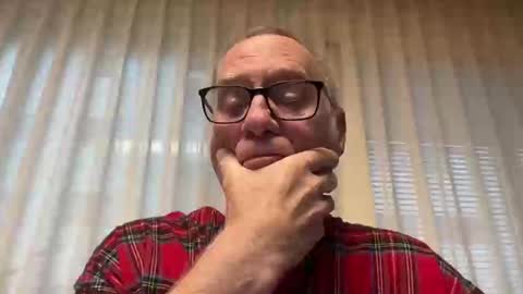 Snapshot of blueyedudeseattle chatting on September 14, 2:29 pm Blueyedudeseattle online show from September 14, 2:29 pm
