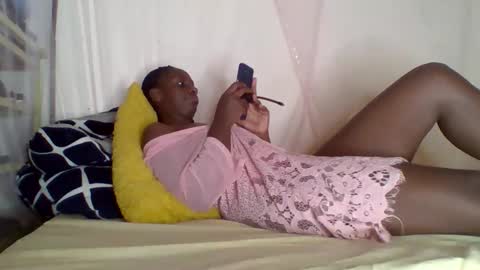 blushsiren01 online show from April 1, 1:41 pm