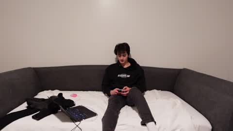 BluSky online show from February 13, 1:40 am