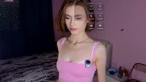 Mary online show from August 7, 4:49 pm