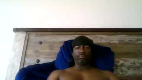 bluuthunder1914 online show from May 30, 3:43 pm