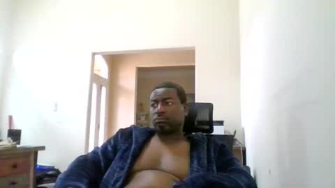 bluuthunder1914 online show from May 22, 1:18 pm
