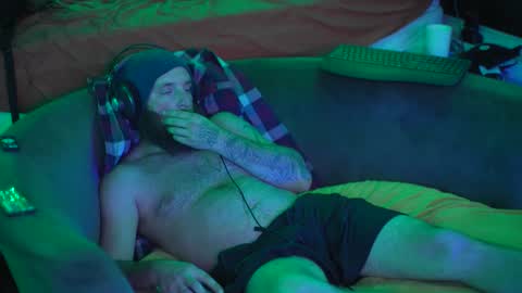 bmadnice803 online show from December 14, 8:45 am