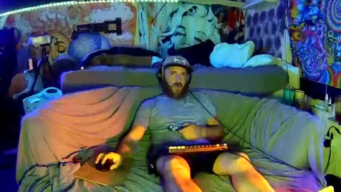 bmadnice803 online show from October 14, 7:11 am