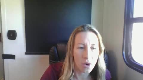 MamaMorgan online show from November 26, 6:15 pm