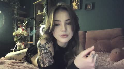 Adelina  online show from January 18, 5:04 pm