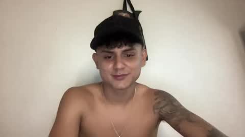 Snapshot of bob_pettersonn chatting on March 10, 4:17 am Bob  INDEPENDENT MODEL online show from March 10, 4:17 am