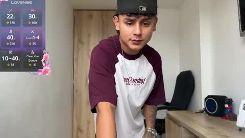 Bob  INDEPENDENT MODEL online show from April 9, 5:18 pm