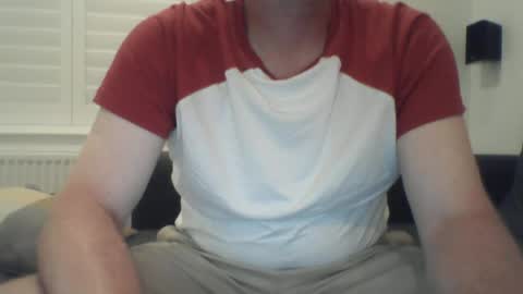 bobby_113 online show from June 28, 1:01 am