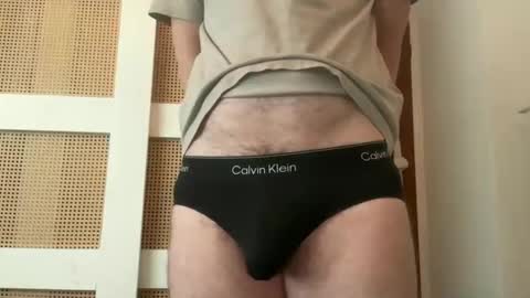 bobbybrownshoozz online show from March 2, 8:21 am