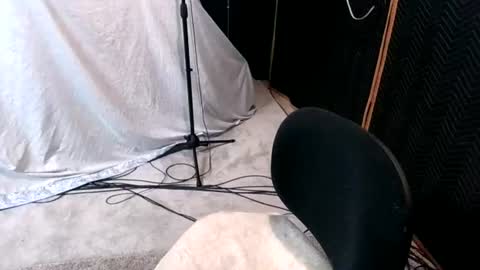 BobbyHill27b online show from August 1, 2:40 pm