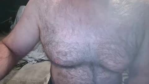 Snapshot of bobbyhill27b chatting on October 2, 2:21 am BobbyHill27b online show from October 2, 2:21 am