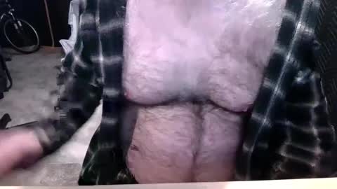Snapshot of bobbyhill27b chatting on February 7, 6:13 pm BobbyHill27b online show from February 7, 6:13 pm