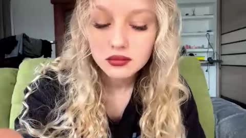 Nina online show from April 15, 8:06 am