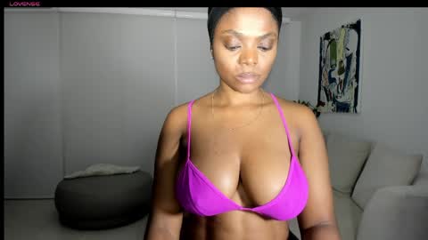 danna online show from May 10, 10:43 am