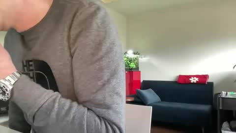 Snapshot of boegieboy76 chatting on January 21, 12:18 pm ask me online show from January 21, 12:18 pm