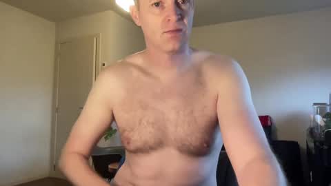 Snapshot of boegieboy76 chatting on December 13, 9:13 am ask me online show from December 13, 9:13 am