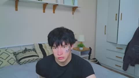 Snapshot of boicute chatting on October 7, 4:25 pm ALEXPVT IS OPEN online show from October 7, 4:25 pm