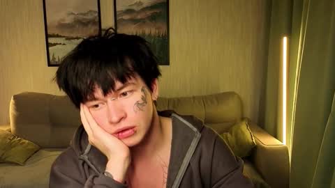 Snapshot of boicute chatting on October 10, 7:19 pm ALEXPVT IS OPEN online show from October 10, 7:19 pm