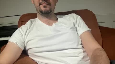 Snapshot of boludopeludo chatting on February 10, 3:46 am edilsonrd online show from February 10, 3:46 am