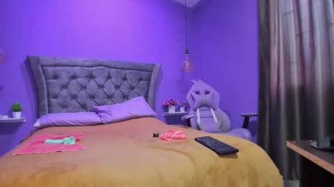 BOMBA LATINA online show from October 4, 1:31 pm