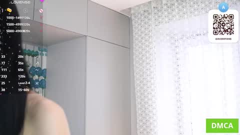 Akemi online show from February 20, 6:26 am