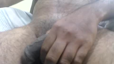 Snapshot of bond007pt2 chatting on October 28, 8:43 pm bond007pt2 online show from October 28, 8:43 pm