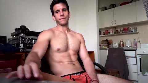 Bondi online show from December 20, 9:11 am