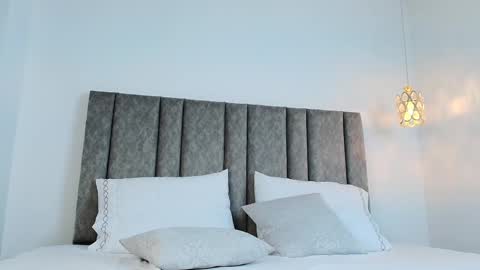 Bonnie online show from October 8, 5:57 am